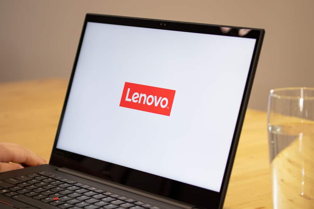 Перезагрузка ноутбука. Lenovo logo 2019.